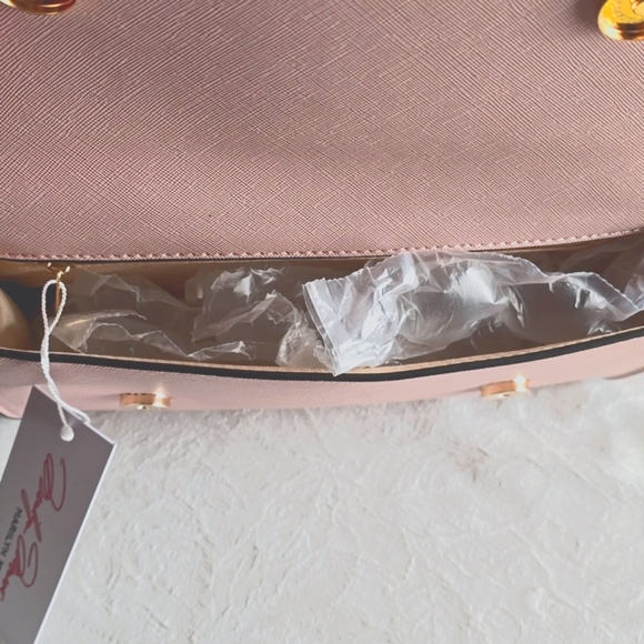 2X HOST PICK. NWT. 10" Marilyn Monroe Clutch - Picture 5 of 8